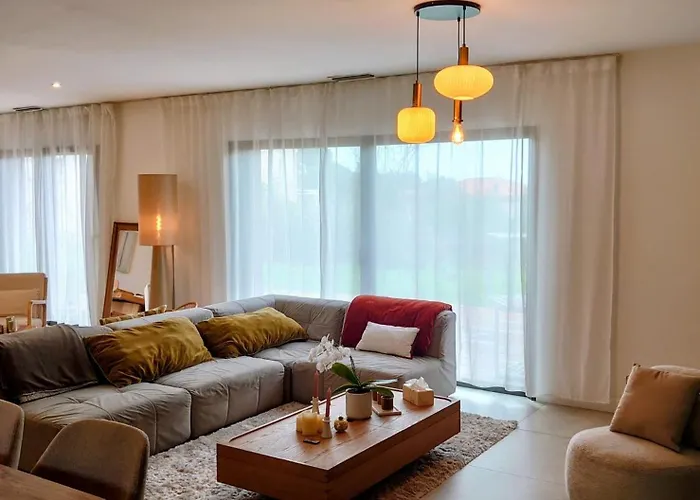 Jolie Au Coeur De Villa *