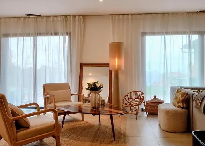 Jolie Au Coeur De Villa *